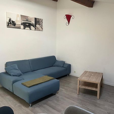 Muret T2 Etage Luaran gambar